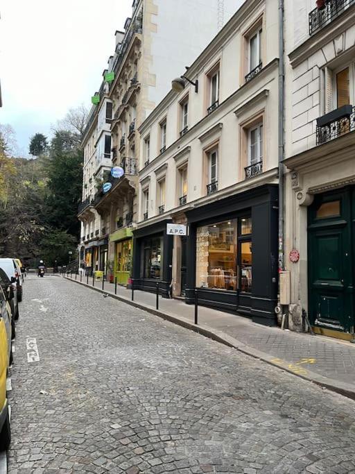 Montmartre Joli 2 Pieces Au Pied Du Sacre Coeur Apartment Paris Luaran gambar