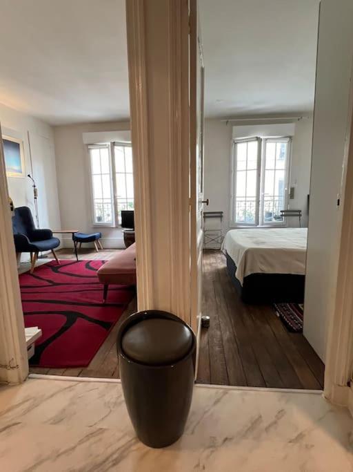 Montmartre Joli 2 Pieces Au Pied Du Sacre Coeur Apartment Paris Luaran gambar